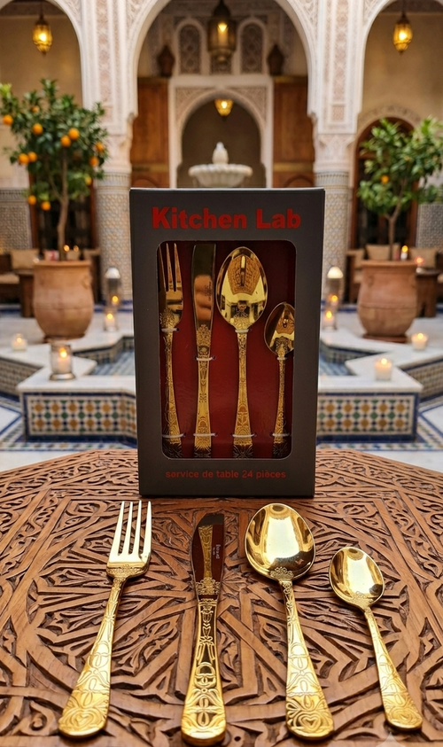 طاقم أدوات المائدة الفاخر (24 قطعة) من Kitchen Lab – الأناقة الذهبية لي كتحمر الوجه فكل عراضة وضيافة